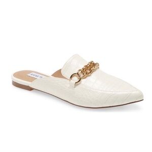 Steve Madden forever chain slip on mule shoes. White croc embossed.